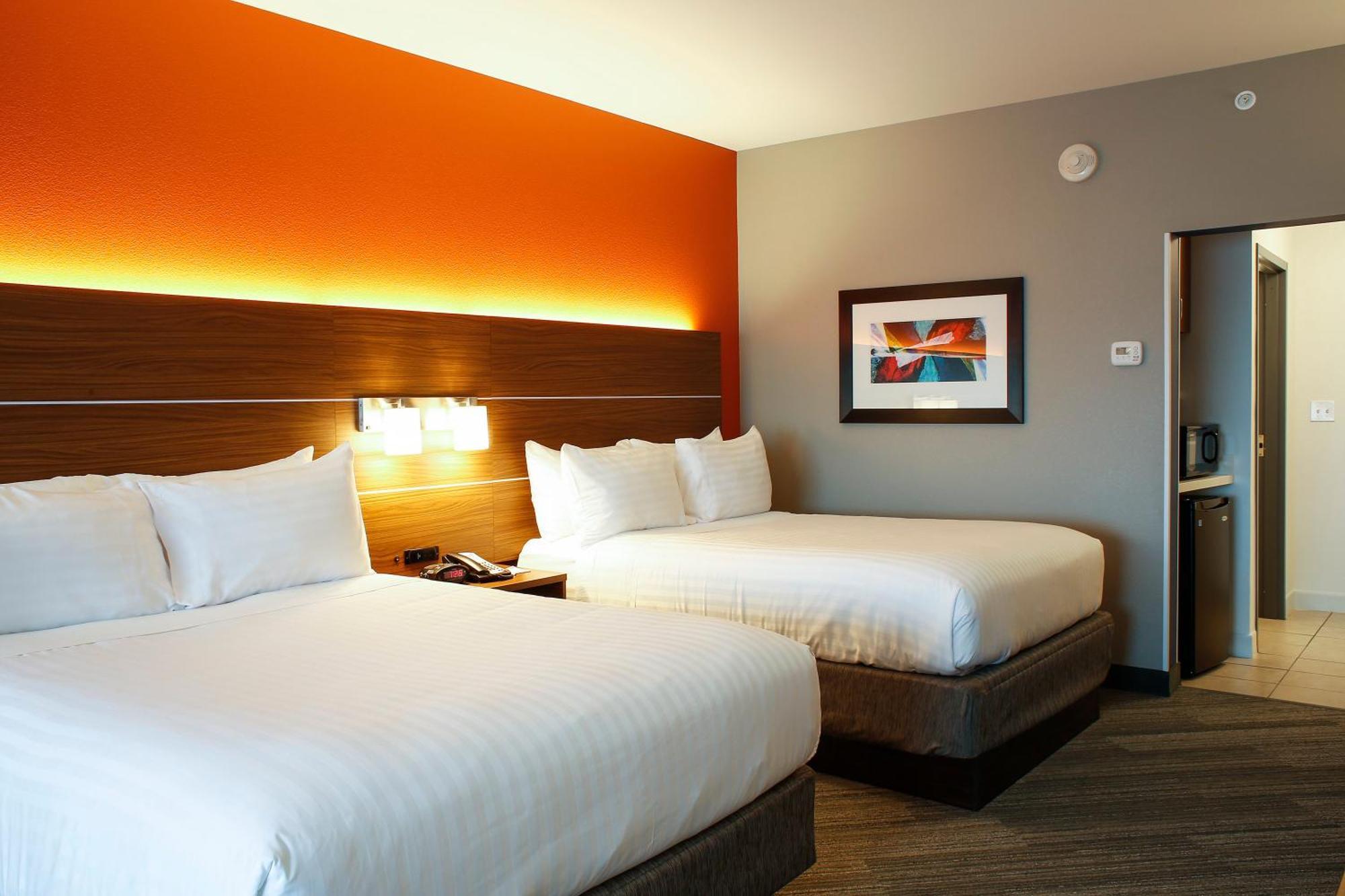 Hotel Express & Downtown By Ihg Louisville