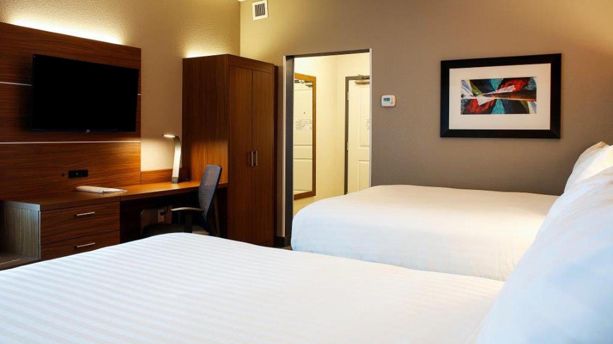 Express & Downtown By Ihg
