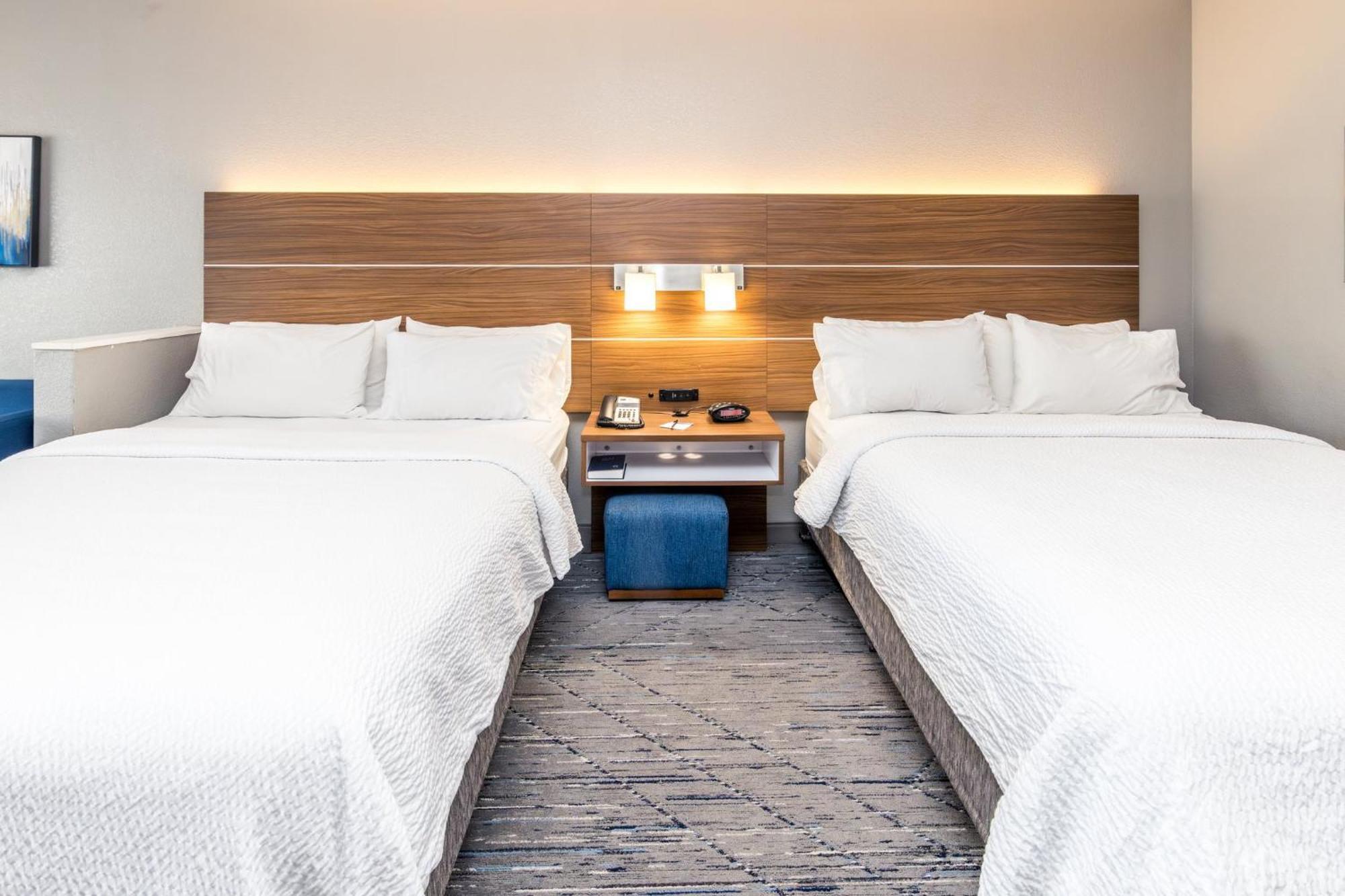 Express & Downtown By Ihg