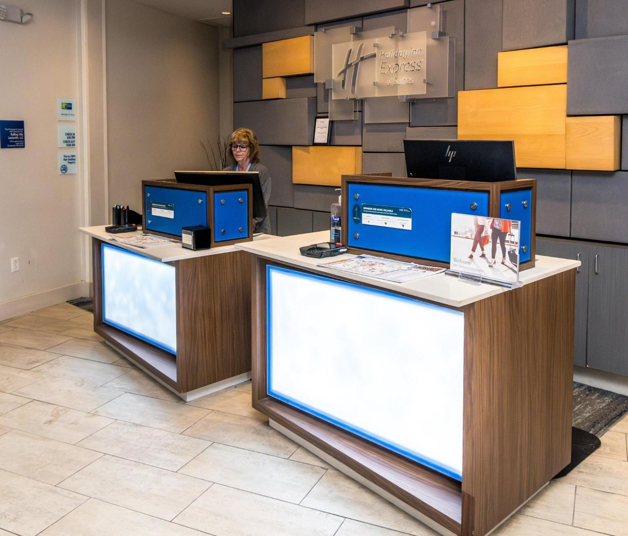Express & Downtown By Ihg Hotel