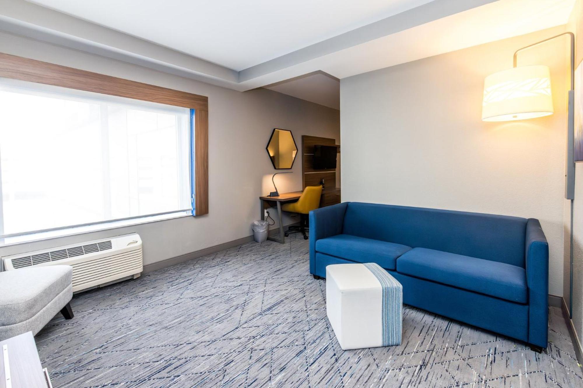 Express & Downtown By Ihg